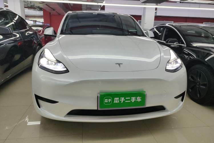 Used Tesla Model Y 2024 Rear-Wheel-Drive Version Front