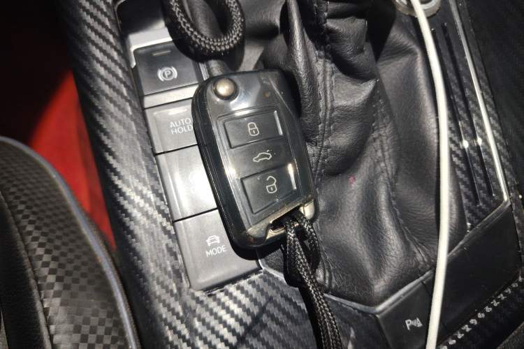 Used Volkswagen Tayron X 2020 330TSI Two-Wheel Drive Luxury Smart Connectivity Version