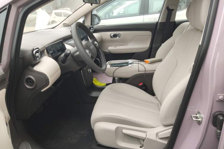 Used AION UT 2025 330 Starlight Edition