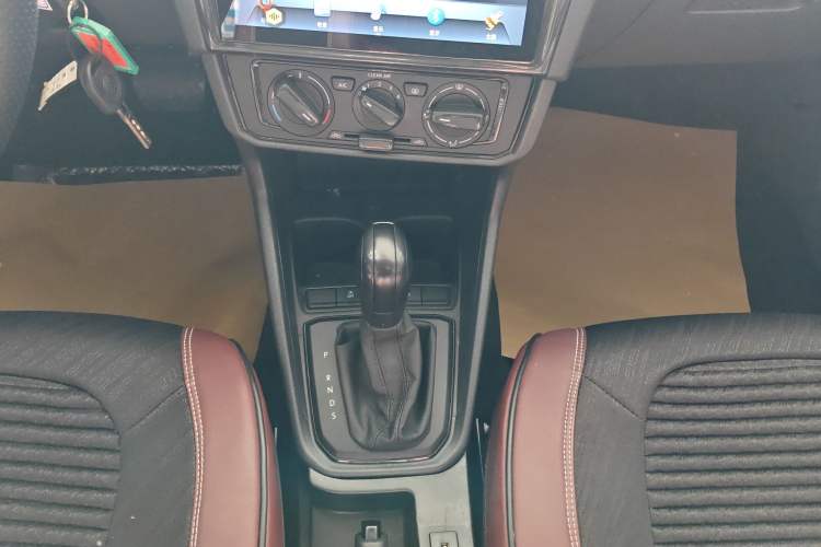 Used Volkswagen Santana 2021 1.5L Automatic Fashion Edition