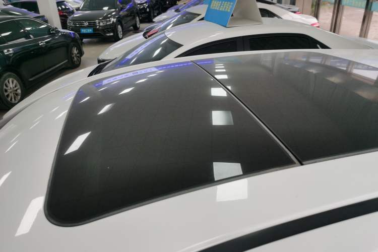 Used Honda Vezel 2016 1.8L CVT Front-Wheel Drive Pioneer Edition