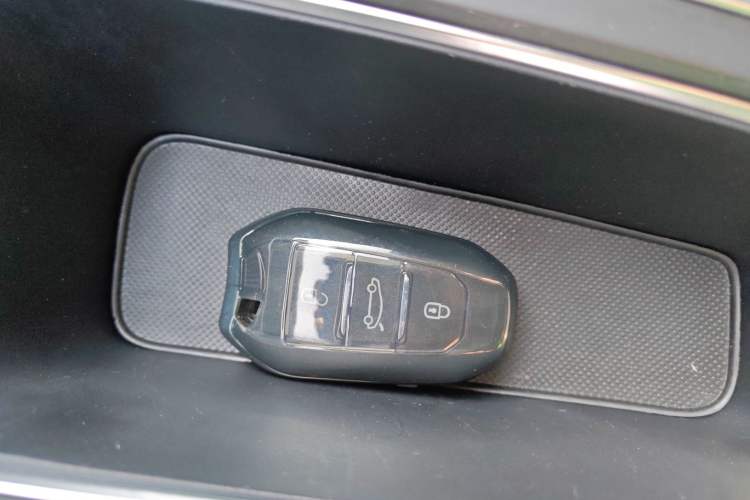 Used Citroen C5 AIRCROSS 2023 400THP Longitudinal Engine Version
