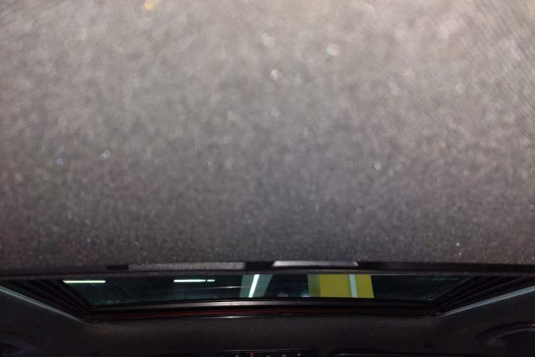 Used Mercedes-Benz C-Class 2019 C 260 Sport Edition Headliner