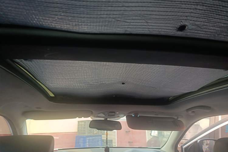 Used Hyundai Santa Fe 2015 2.0T Automatic Two-Wheel Drive Smart Version 5 Seats
