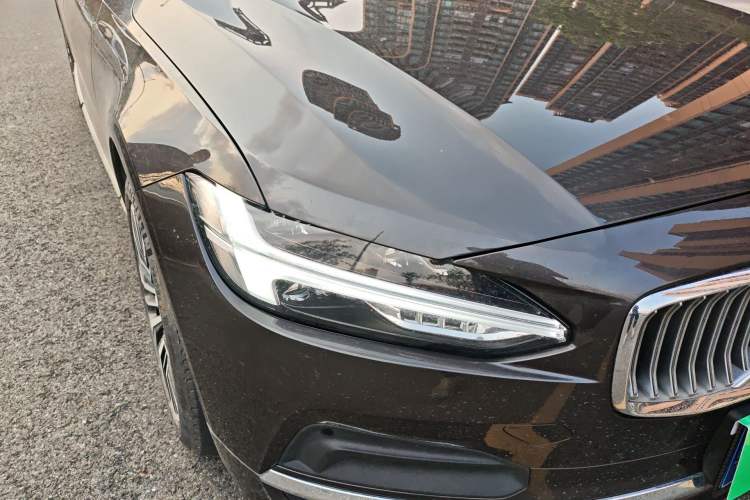 Used Volvo S90 2025 B5 Zhiyi Luxury Edition Right Front Headlight