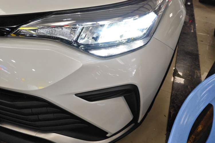 Used Toyota IZOA 2021 Dual-Motor 2.0L Yixiang Edition Left Front Headlight