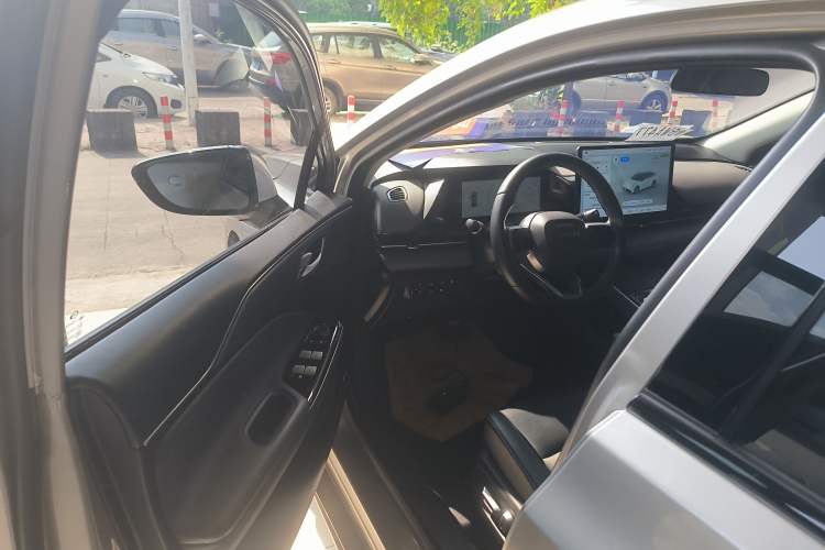 Used AION S Plus 2023 70 Intelligent Edition Lithium Iron Phosphate
