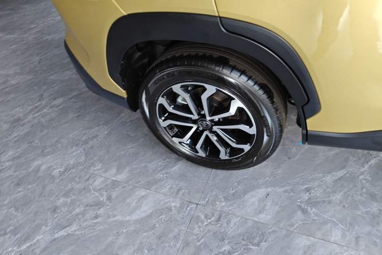 Used Toyota FRONTLANDER 2023 2.0L Smart Electric Hybrid Dual-Engine Deluxe Version