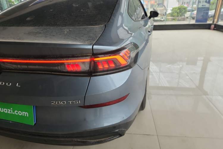 Used Volkswagen Lamando 2022 Lingdu L 280TSI DSG Spicy Edition Right Rear Taillight