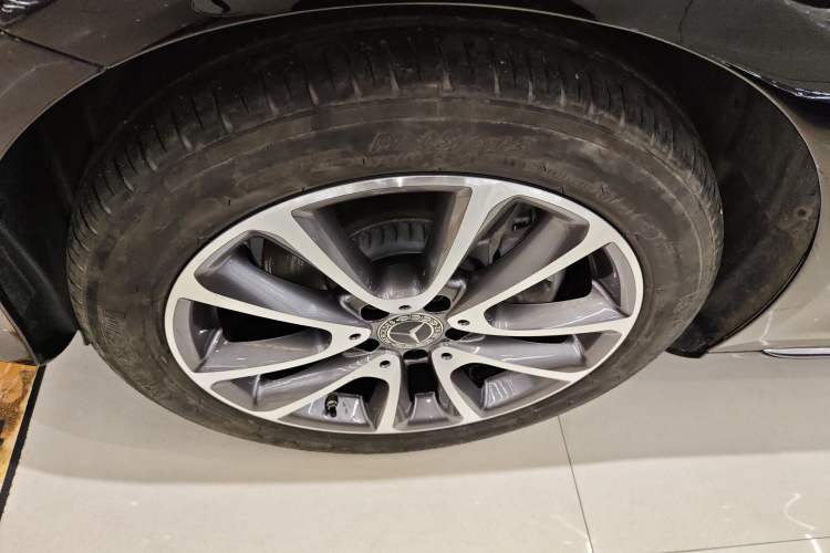 Used Mercedes-Benz E-Class 2020 Facelift E 260 L