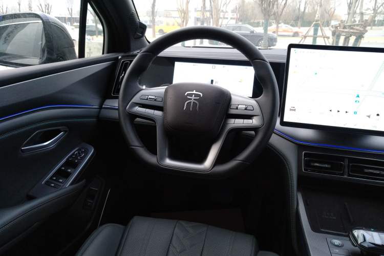 Used BYD Song L DM-i 2025 Intelligent Driving Version 160 km Beyond-Range Type