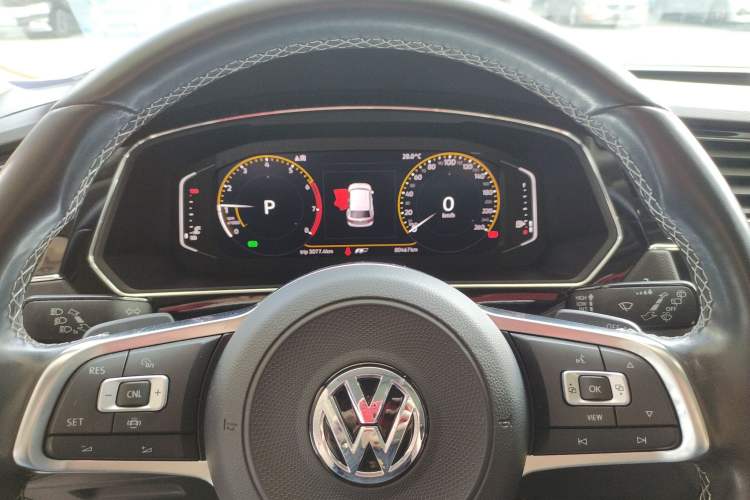 Used Volkswagen Tiguan L 2020 330TSI Automatic Two-Wheel Drive R-Line Flagship Version China VI Standard Instrument Cluster