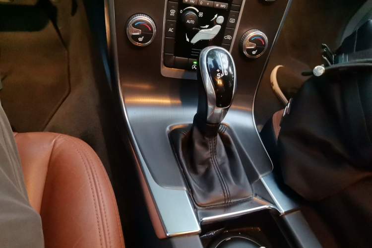 Used Volvo S60 2015 S60L T5 Intelligent Drive Edition