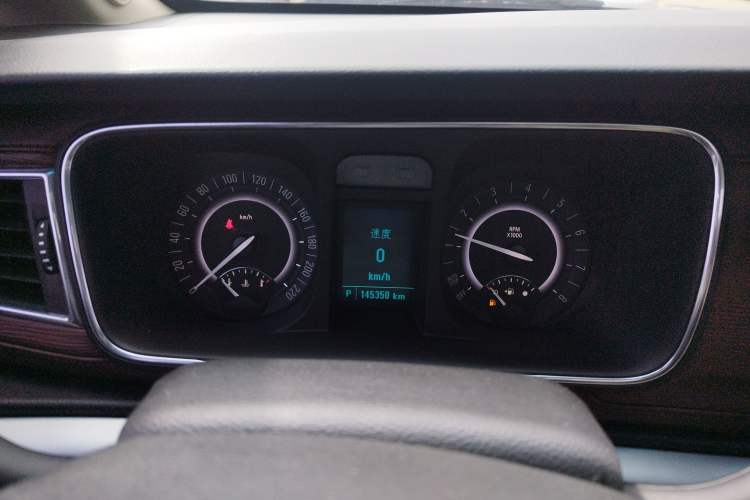 Used Buick GL8 2017 25S Prestige Version China V Standard Instrument Cluster