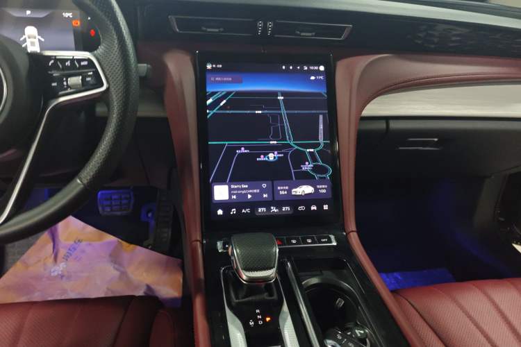 Used Hongqi H5 2024 1.5T DCT Smart Connect Flagship Edition Audio And AC Panel