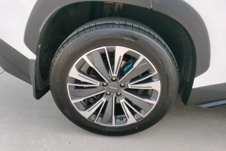 Used JETOUR Dashing i-DM 2023 1.5T DHT Lightning
