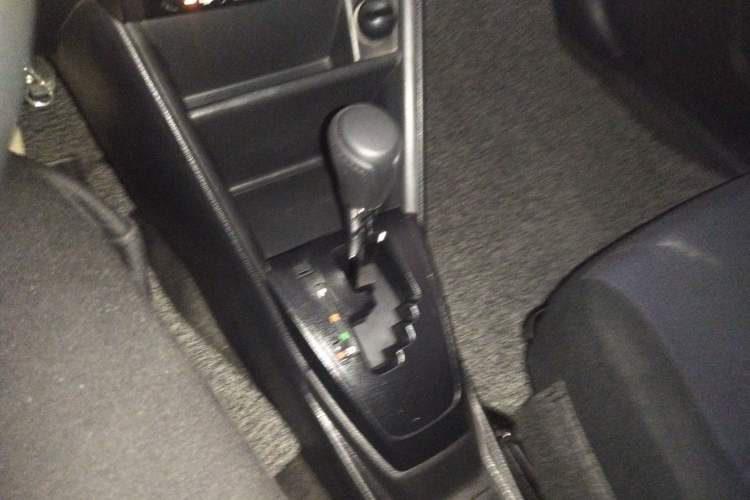 Used Toyota YARiS L Zhi Xuan 2016 Revised 1.5E CVT Charming Edition
