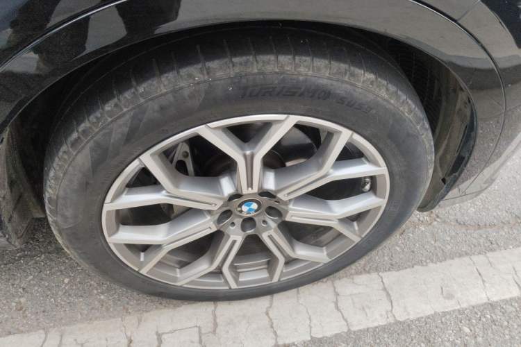 Used BMW X7 