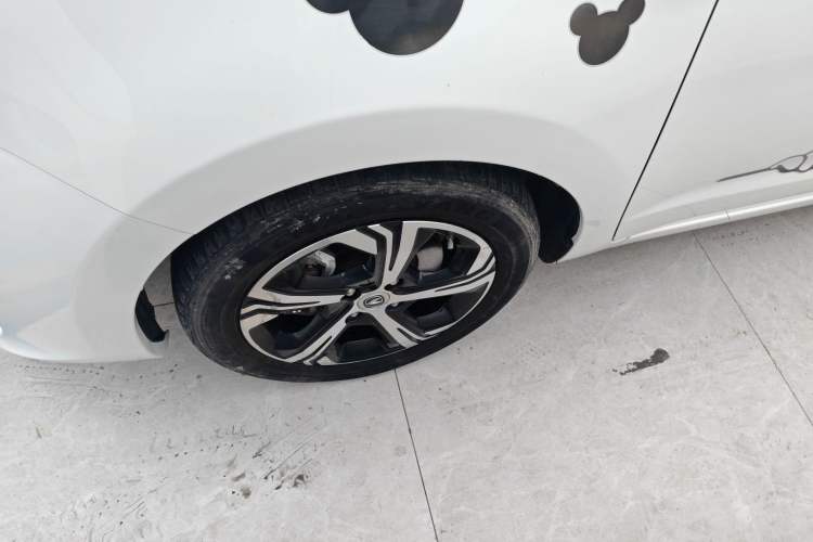 Used CHANGAN OSHAN Benni E-Star 2020 Heart Edition Lithium Iron Phosphate (31.18 kWh) Exterior 7