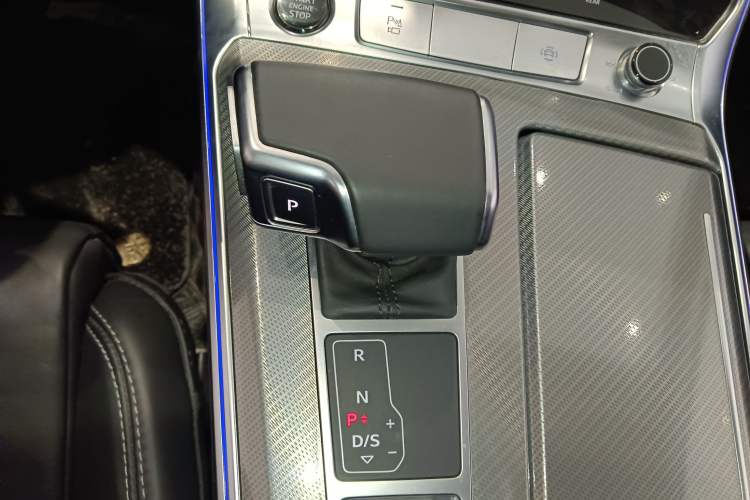 Used Audi A6L 2023 Revised 45 TFSI Prestige Elegant Edition Gear Lever