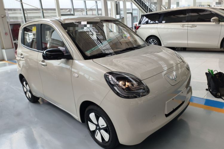 Used Wuling Hongguang MINIEV 2025 Four-Door Version Advanced Edition Front Right 45 Deg