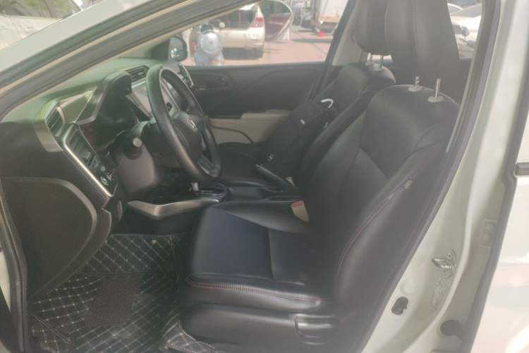 Used Honda Greiz 2016 1.5L CVT Classic Edition
