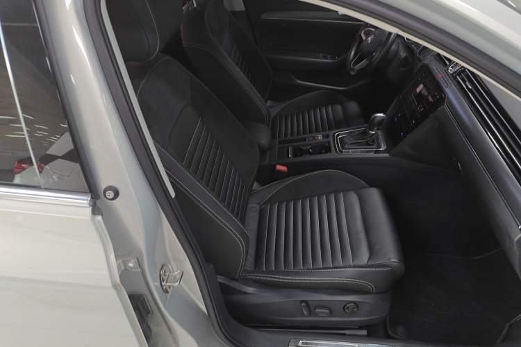 Used Volkswagen Magotan 2020 330TSI DSG Leading Model