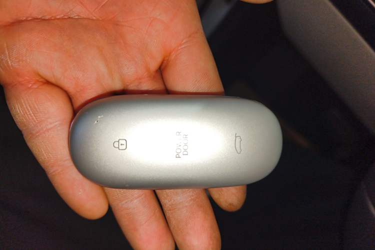 Used Li Auto MEGA 2025 Home Family Special Edition