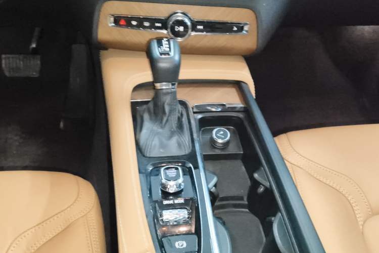 Used Volvo XC90 2018 T6 Zhiya Edition 7-seater
