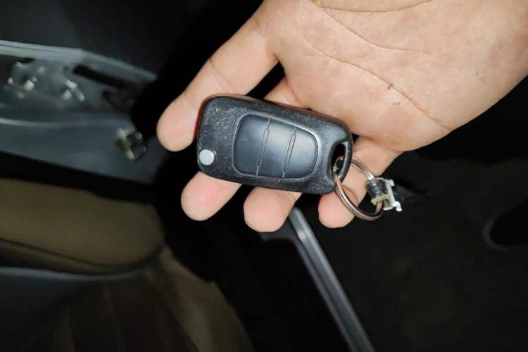 Used Hyundai Celesta 2011 1.6L Manual Comfort Edition