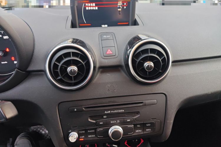 Used Audi A1 2014 30 TFSI Fashion Model Audio And AC Panel