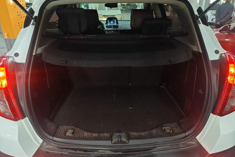 Used Buick Encore 2015 1.4T Manual Two-Wheel Drive Urban Advanced Model
