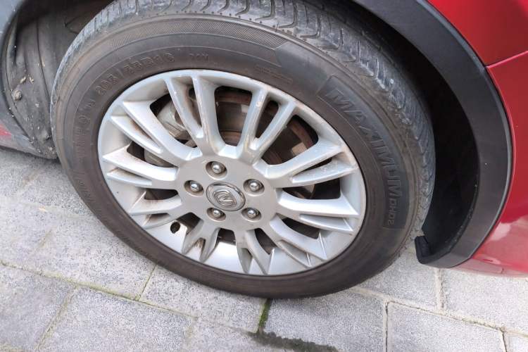 Used CHANGAN Eado 2013 1.6L Automatic Junku Model China IV Standard Right Front Wheel Hub