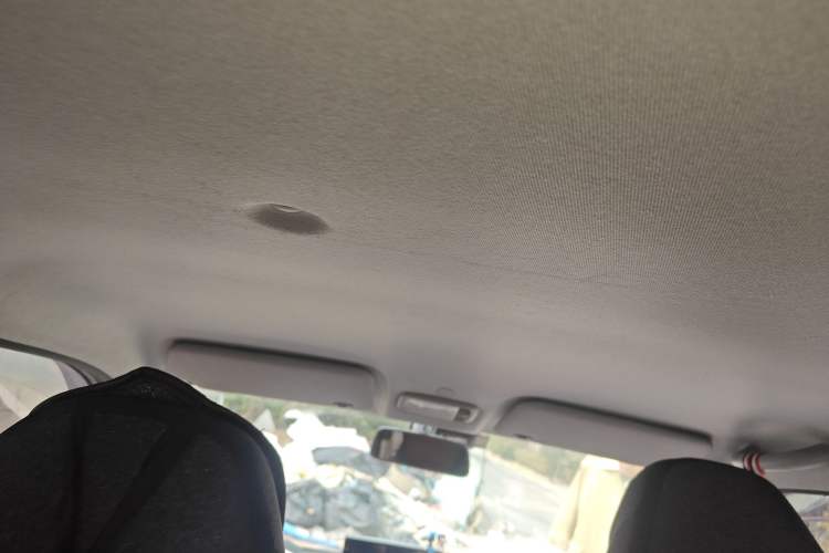 Used Chery QQ Ice Cream 2022 170km Sundae Phosphate Lithium-Ion