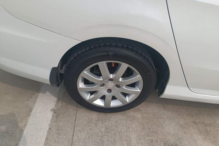 Used Peugeot 308 2014 Enjoy Edition Classic 1.6L Manual YouShang Model
