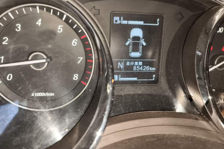 Used Baojun 730 2016 1.8L iAMT Comfort Version 7 Seats