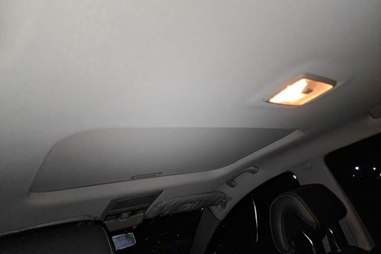 Used Chevrolet Captiva 2014 2.4L 4x4 Flagship Edition 7 Seats
