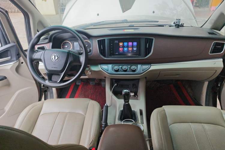Used FORTHING Lingzhi 2018 M5L 1.6L 7-Seater Luxury Model