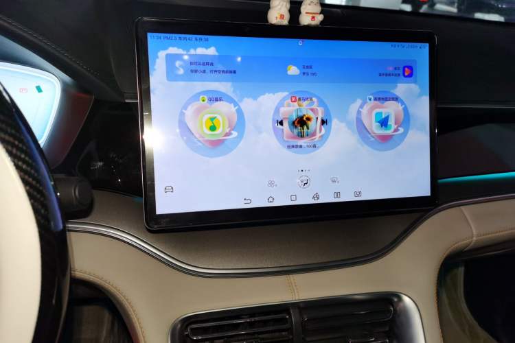 Used BYD Song PLUS New Energy 2023 Champion Edition DM-i 110KM Flagship Model Audio And AC Panel