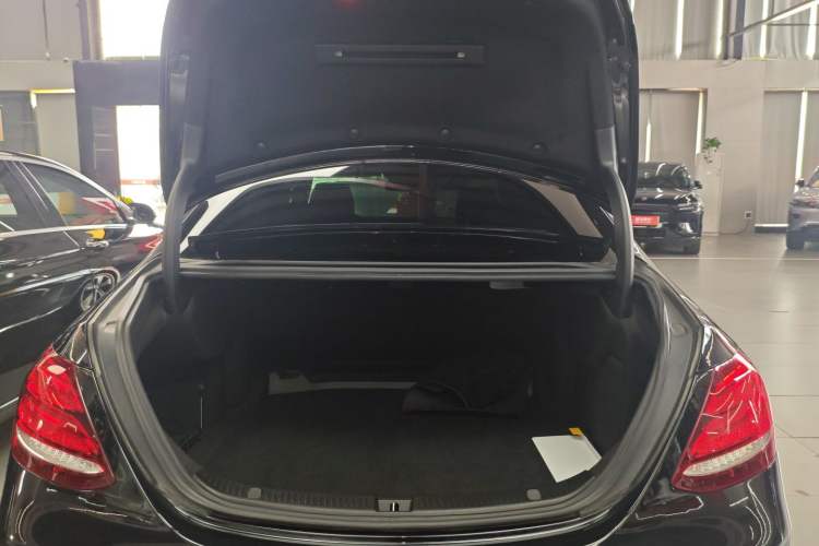 Used Mercedes-Benz E-Class 2016 E 200 L Sport Edition