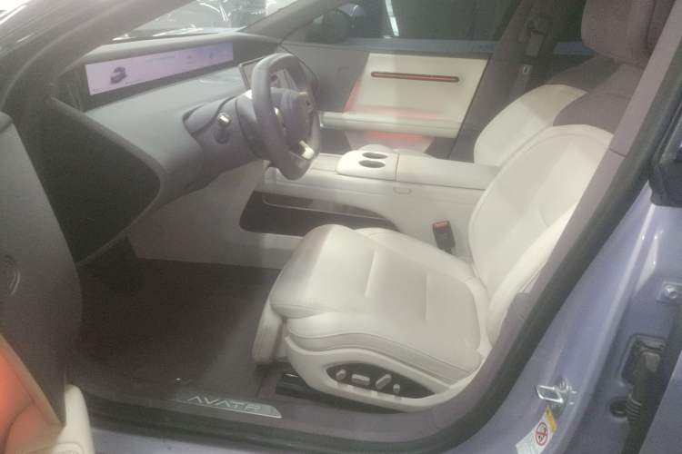 Used Avatr 06 2025 Pro Range-Extended Edition Left Front Seat