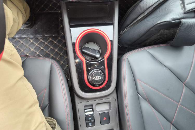 Used Chery QQ Little Ant 2022 Sweet Pink Edition Half-Sugar Version 3-Cell Lithium 30kW 301km
