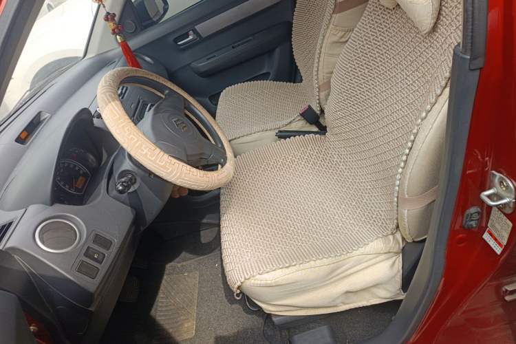 Used Suzuki Swift 2011 1.5L Automatic Fashion Edition Left Front Seat