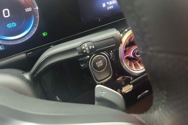 Used Mercedes-Benz EQA 2022 EQA 300 4MATIC Launch Edition
