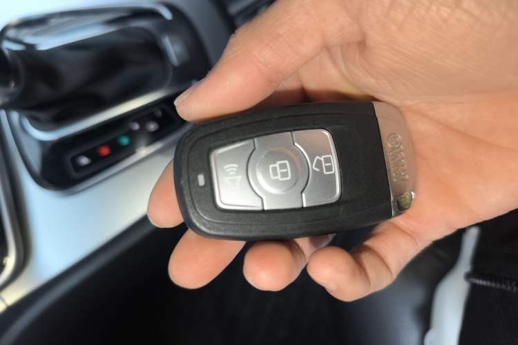 Used Haval H6 2015 Sport Edition 1.5T Automatic Two-Wheel Drive Luxury Model