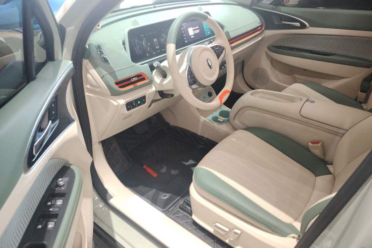 Used ORA Good Cat 2024 401 km Range Luxury Version 135 kW
