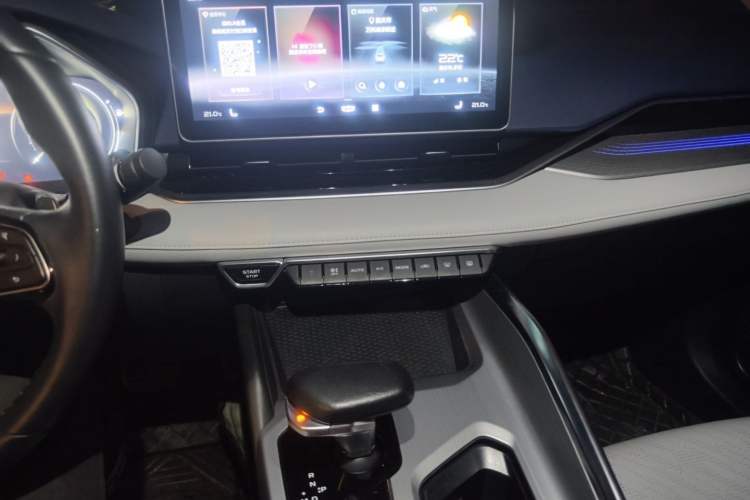 Used Geely Auto Preface 2021 Revised Version 2.0TD Luxury Edition Audio And AC Panel