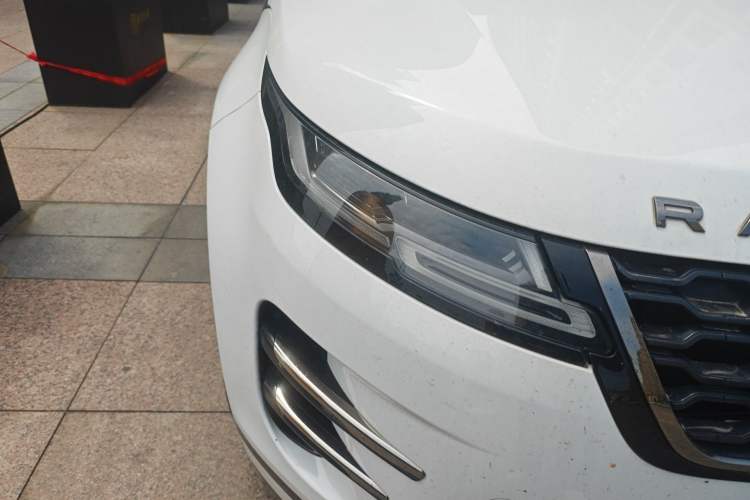 Used Land Rover Range Evoque 2022 Aurora L 249 PS R-Dynamic Luxury Edition Right Front Headlight