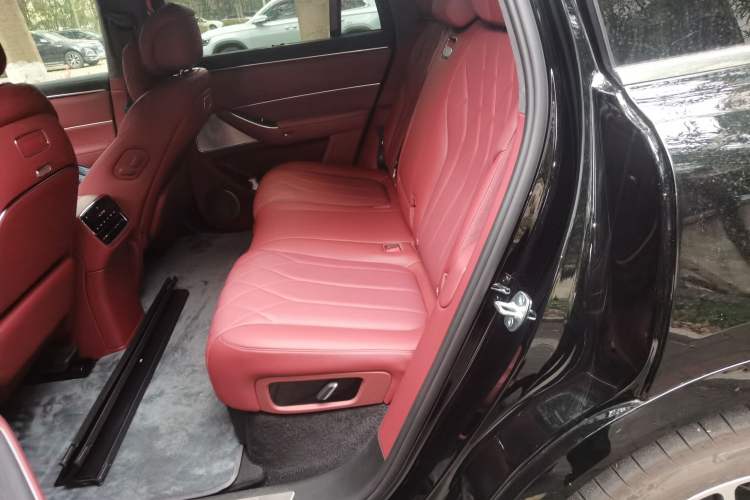 Used Hima AITO M8 2025 Model, Pure Electric Max+ Five-Seat All-Wheel-Drive Version
