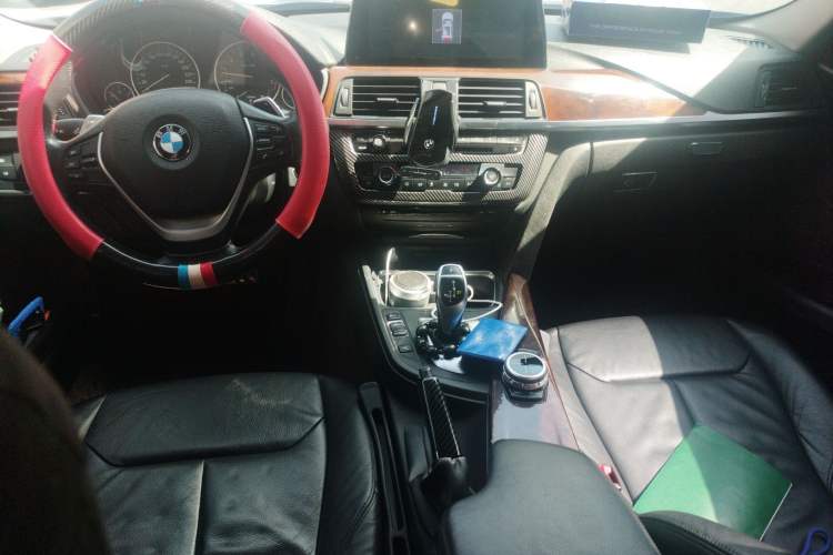 Used BMW 3 Series 2014 328Li Fashion Model
